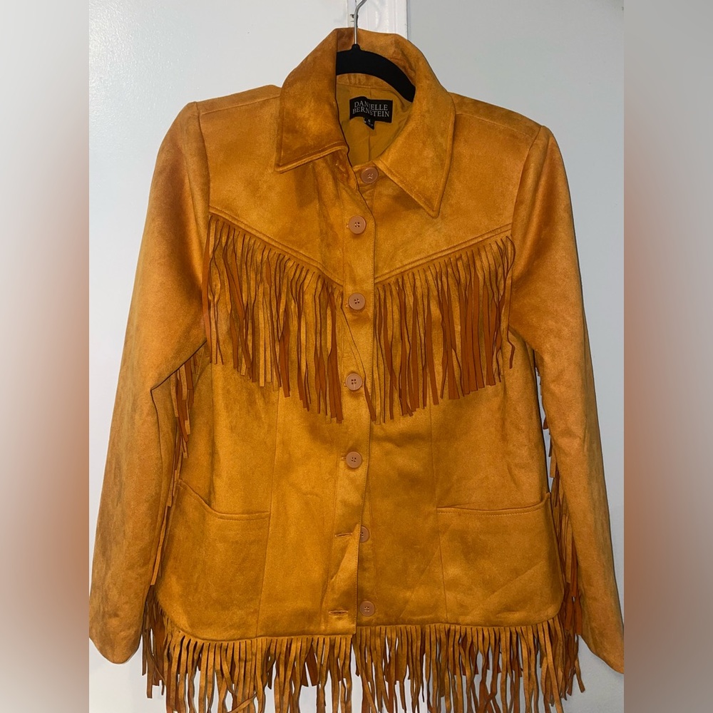 Talk about our Coachella era — this fringe jacket is to die for! Never used.